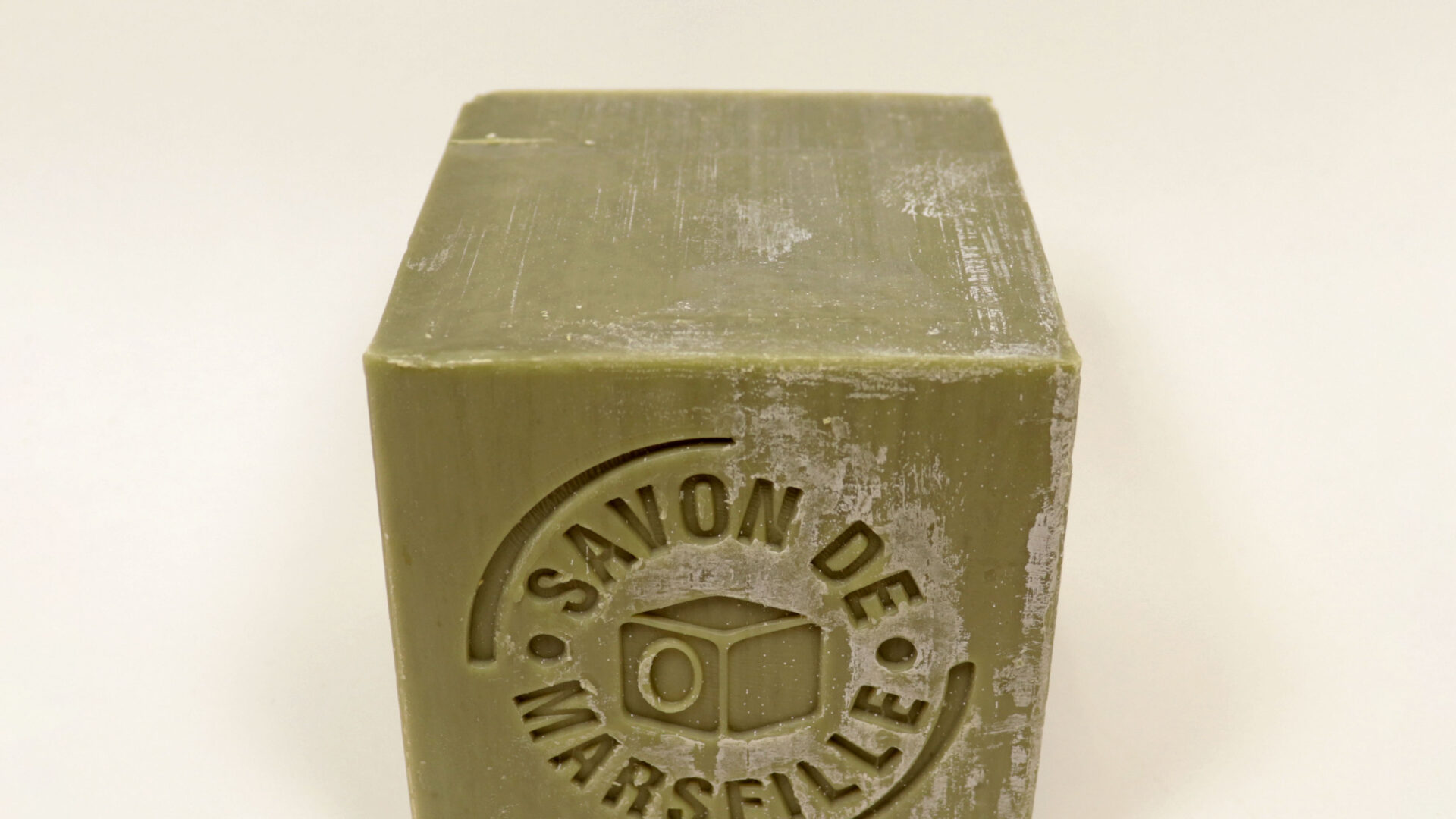 Savon de Marseille à l'olive - Fer à Cheval – Image 4