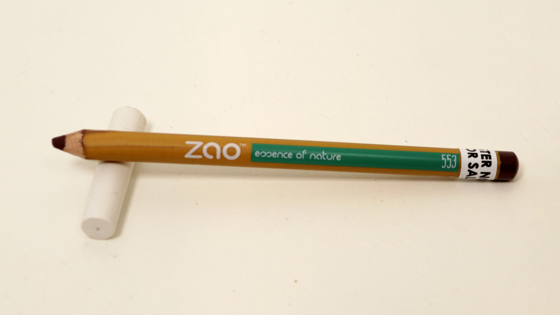 Crayon multi-usages : yeux, lèvres et sourcils - Maquillage